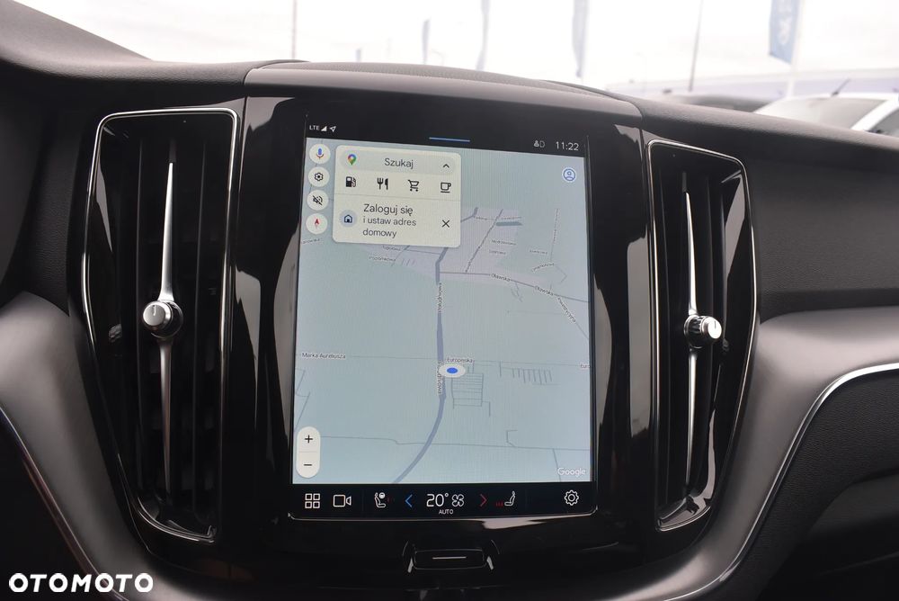 Volvo XC 60 B4 B Momentum Pro - 27