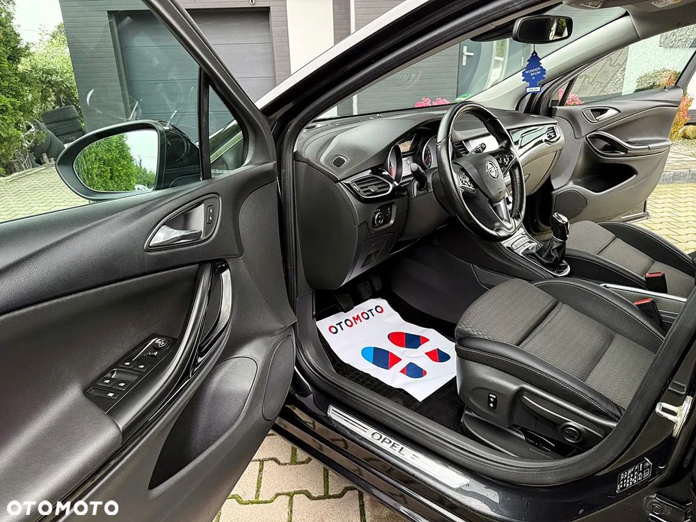 Opel Astra 1.6 BiTurbo D (CDTI) Start/Stop Innovation - 17