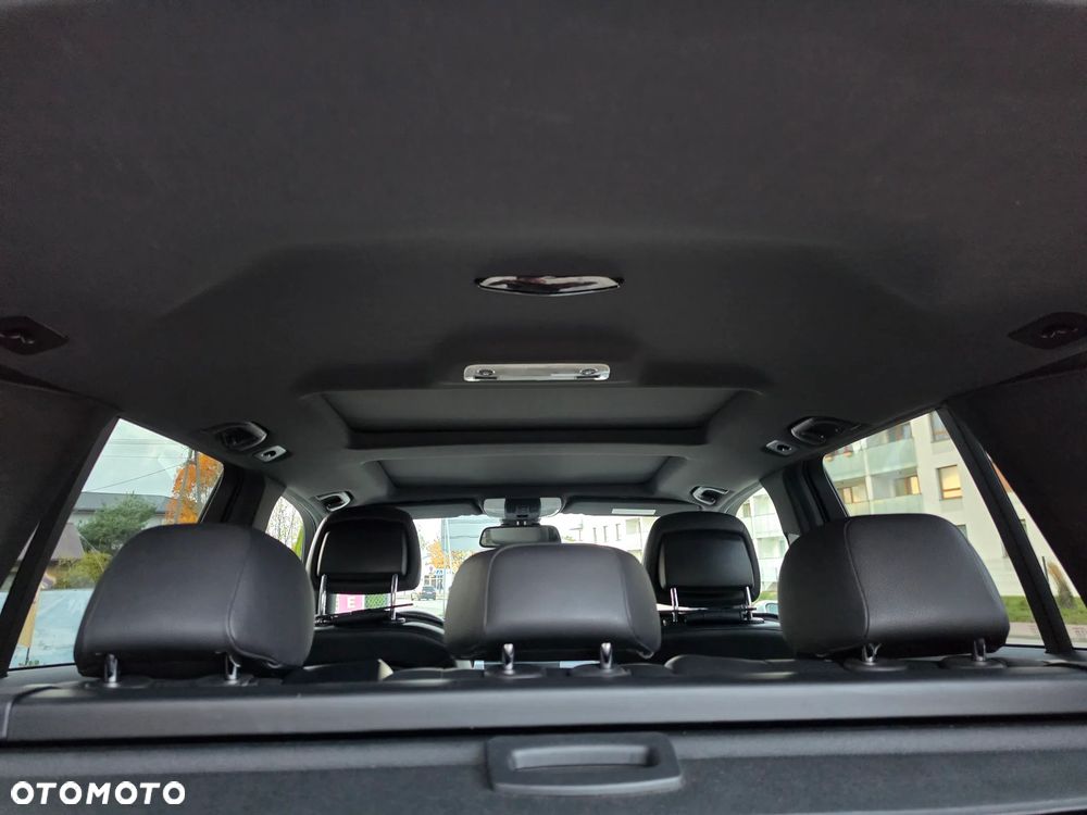 Mercedes-Benz GLK 220 CDI DPF 4Matic BlueEFFICIENCY 7G-TRONIC - 17