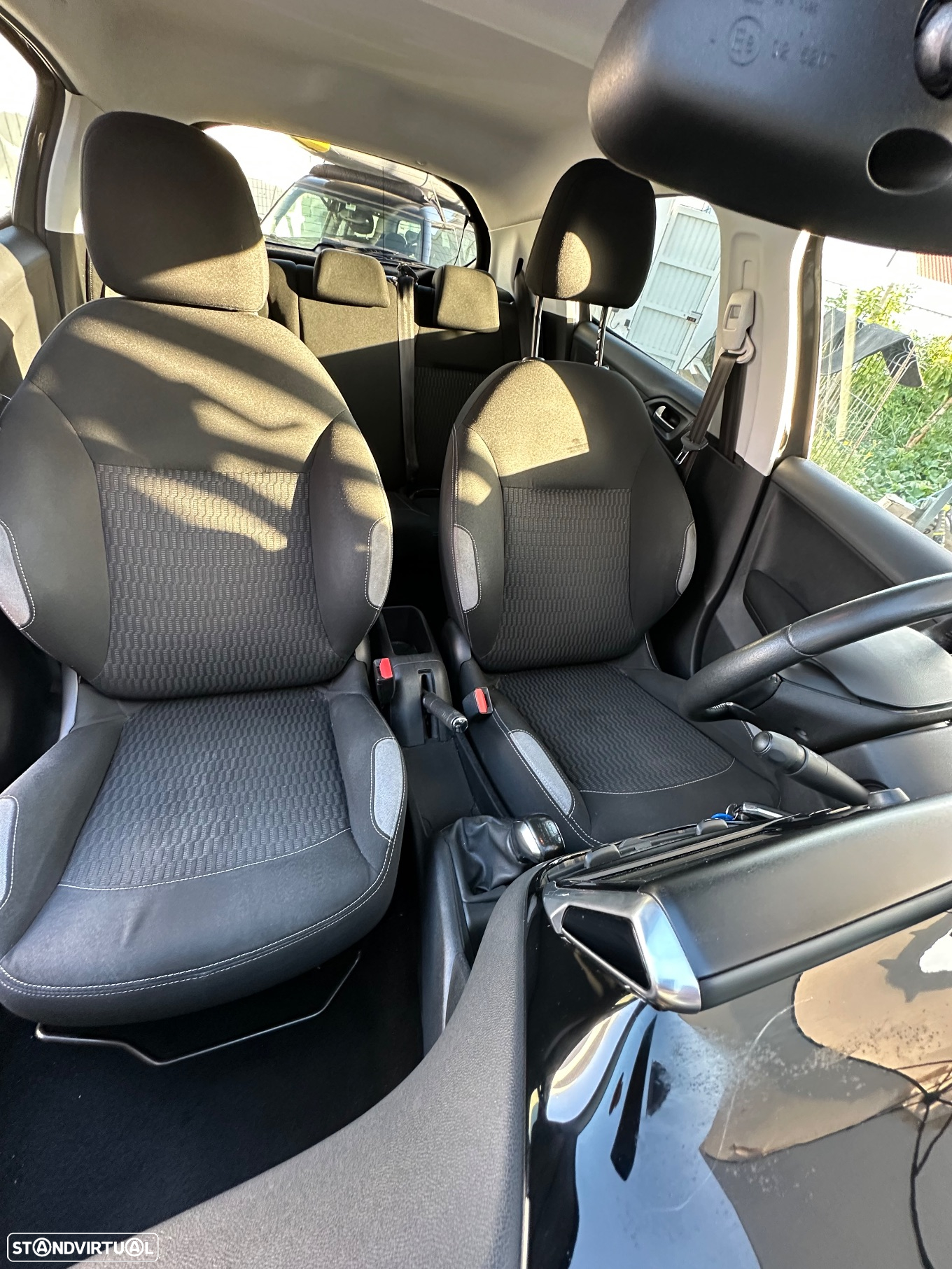 Peugeot 208 1.2 VTi SE Style - 19