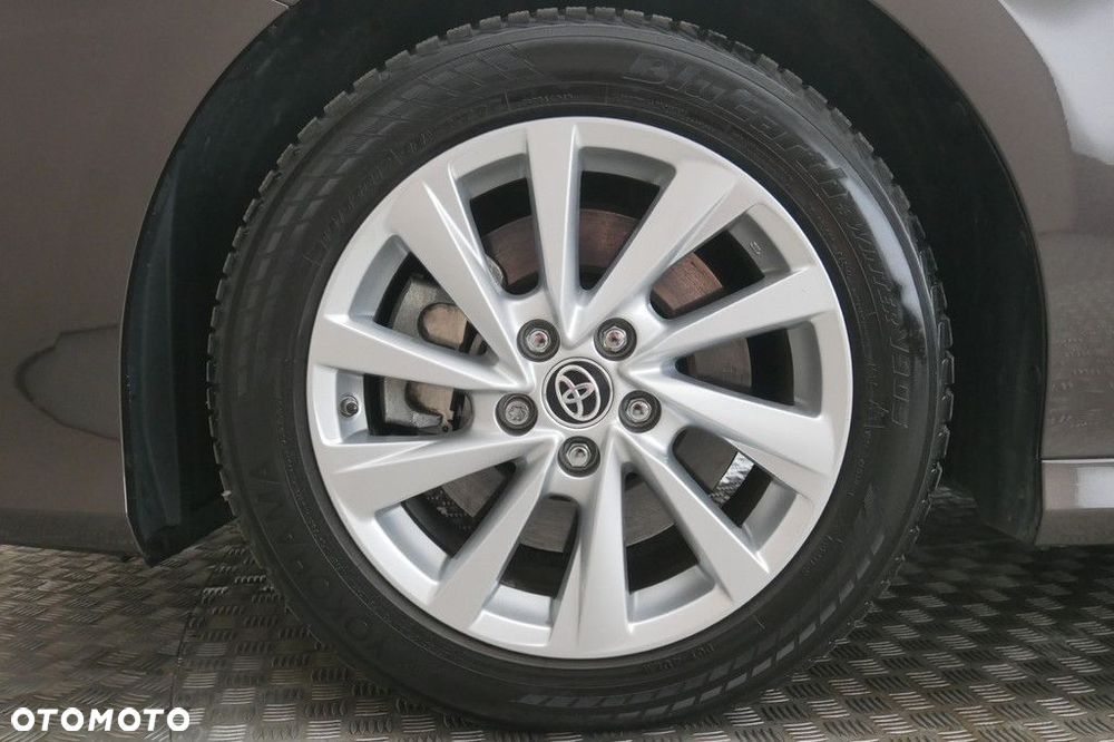 Toyota Camry 2.5 Hybrid Comfort CVT - 14