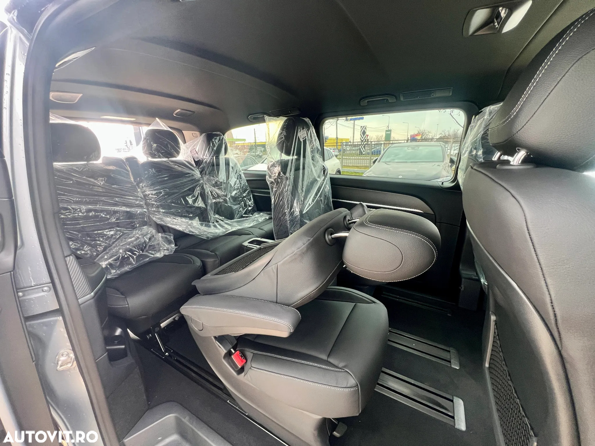 Mercedes-Benz V 300 d Combi Lung 237 CP AWD 9AT AVANTGARDE EDITION - 14