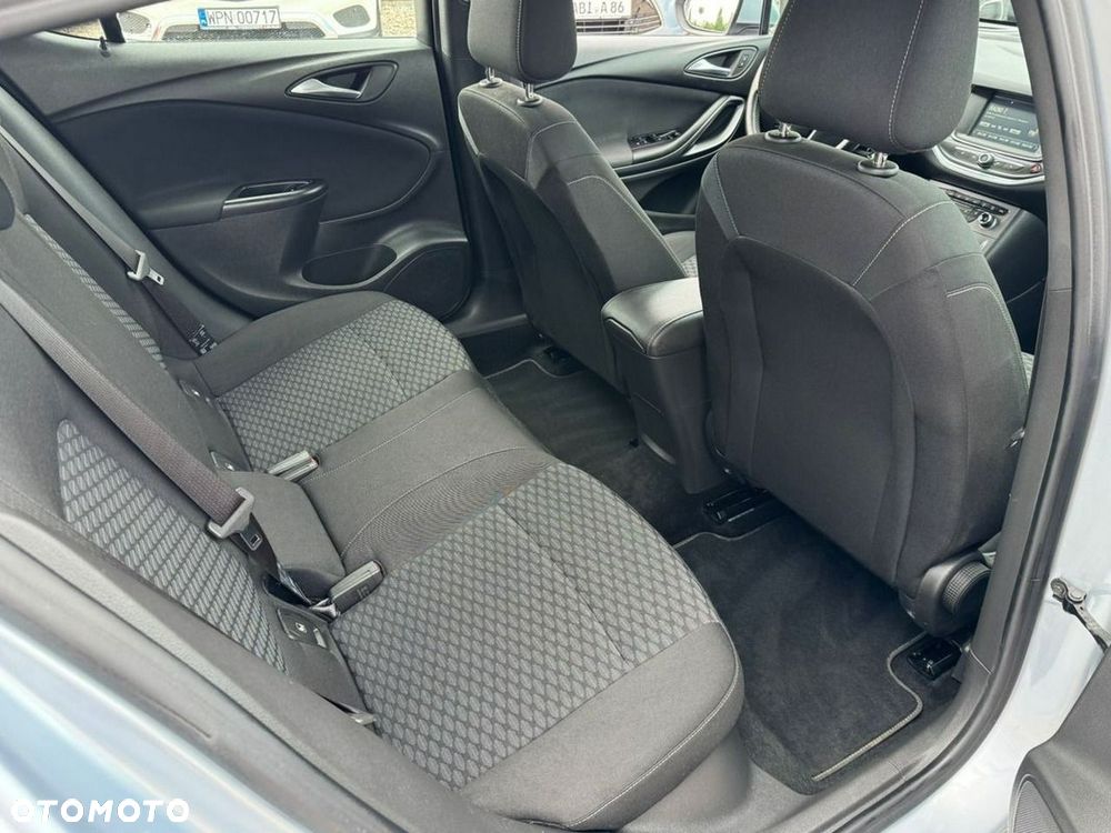Opel Astra - 28