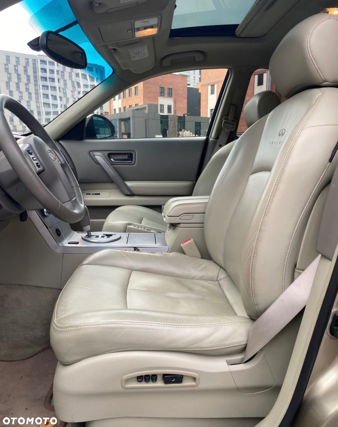 Infiniti FX FX35 - 15