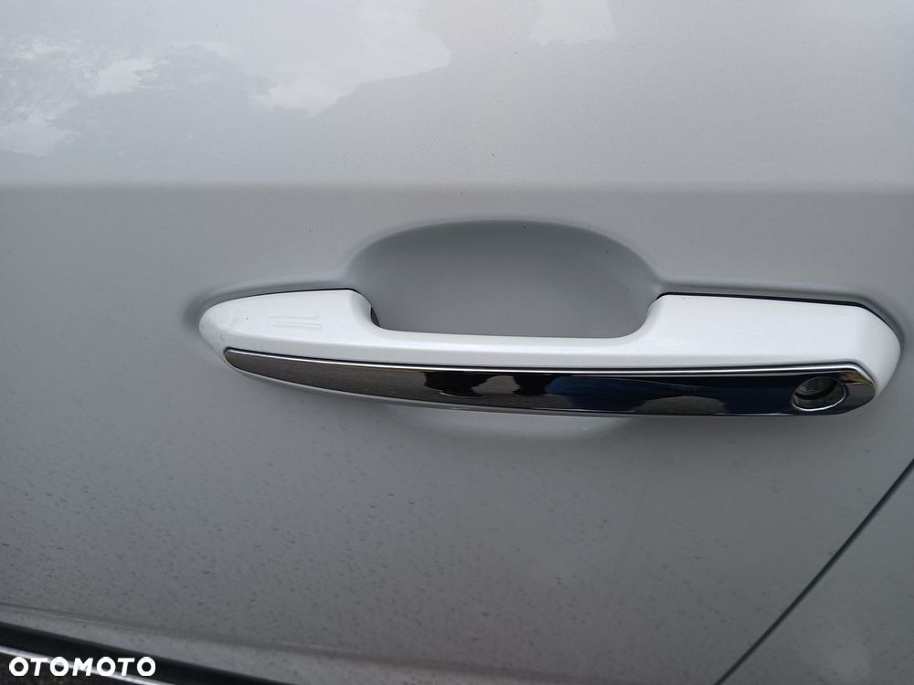 Toyota RAV4 - 40