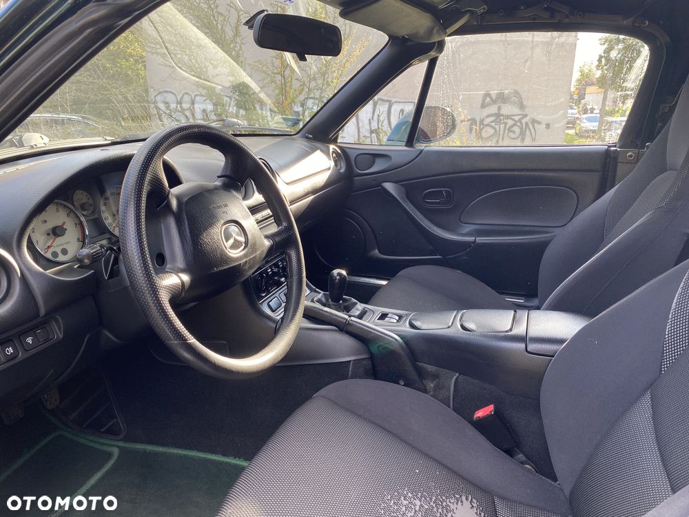Mazda MX-5 1.6i 16V - 22