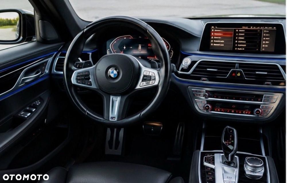 BMW Seria 7 730d xDrive sport - 12