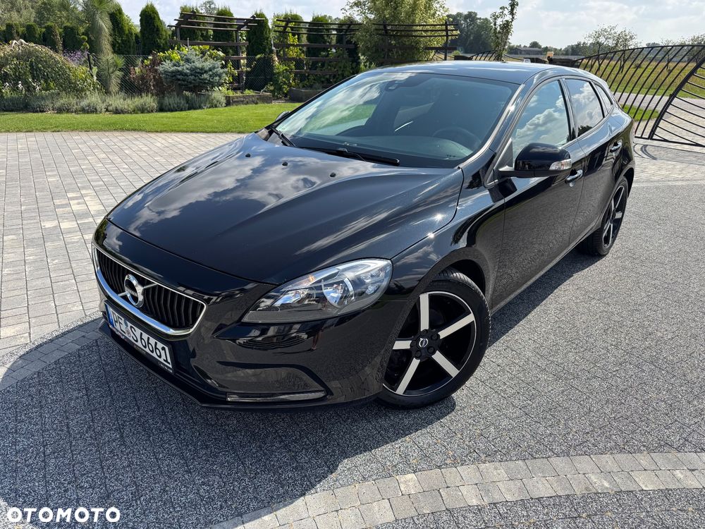 Volvo V40 D2 Drive-E Dynamic Edition - 1