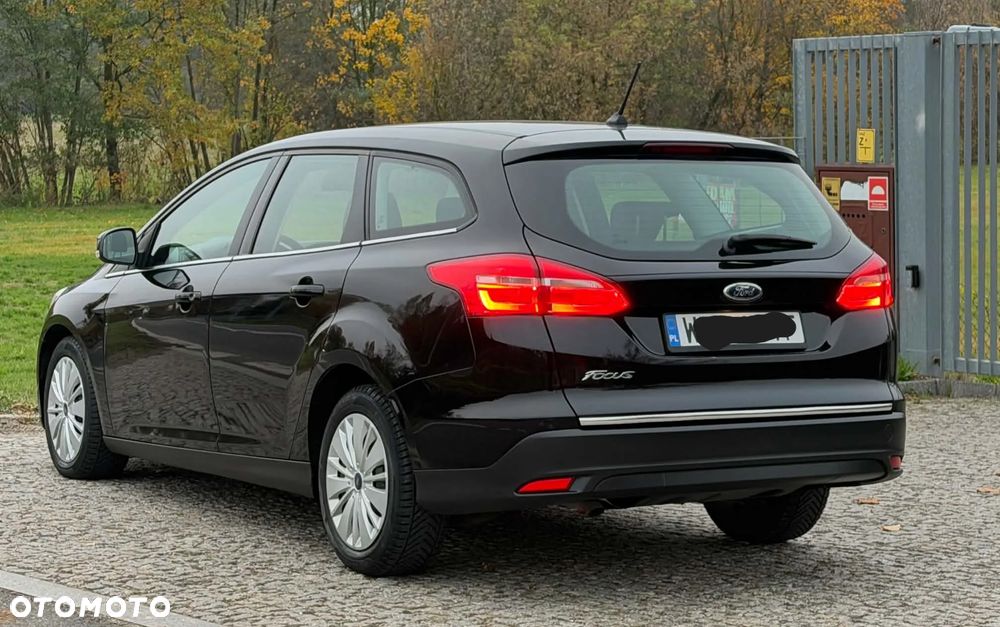 Ford Focus - 27