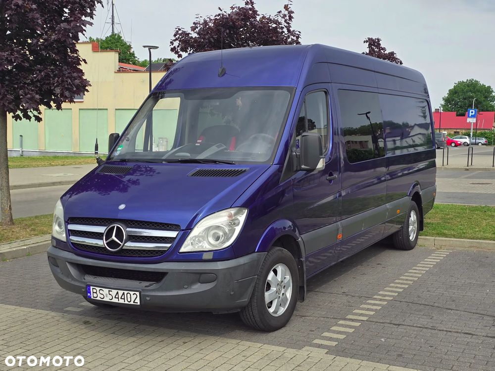 Mercedes-Benz Sprinter - 1
