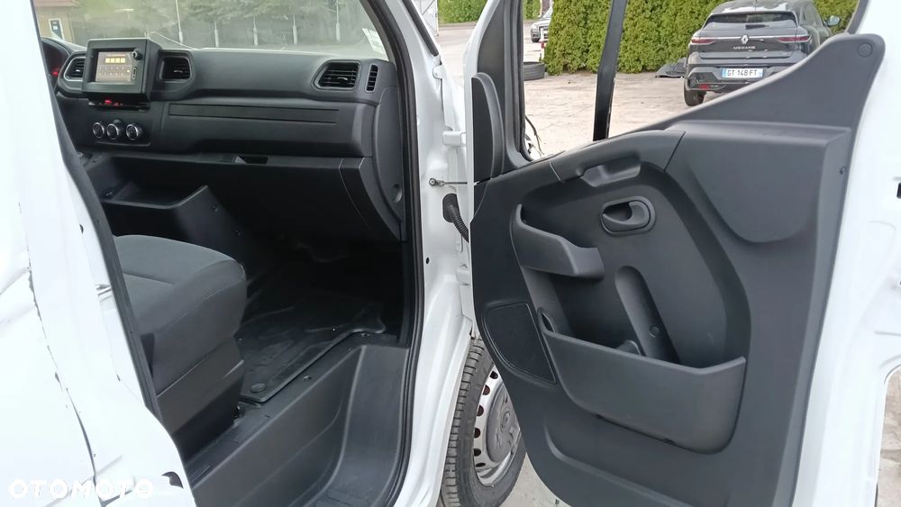 Renault Master - 18