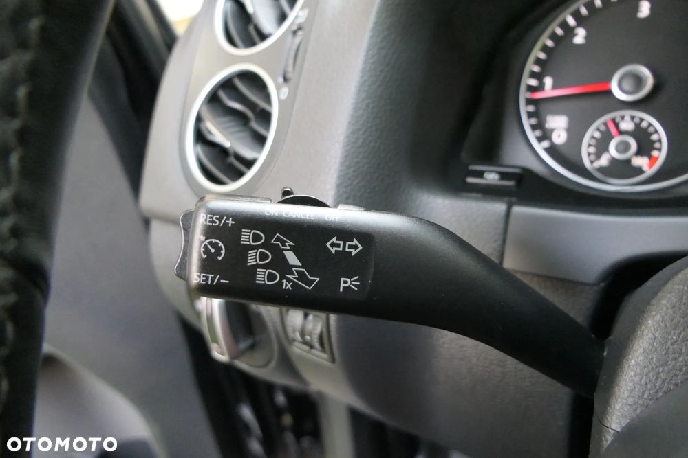 Volkswagen Golf Plus 1.6 TDI DPF Style - 30