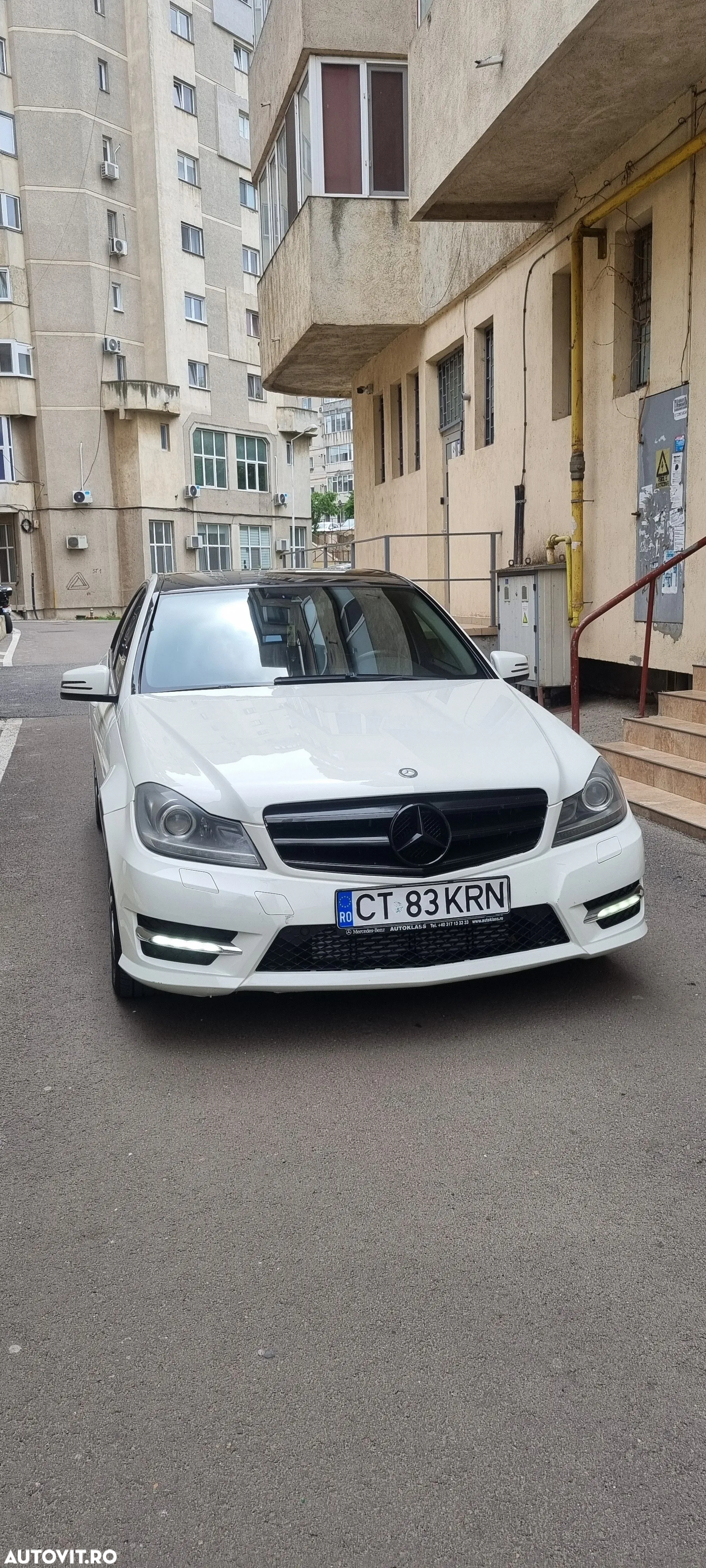 Mercedes-Benz C - 10