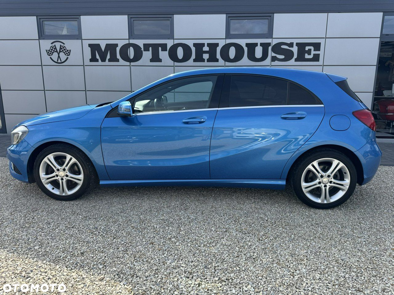 Mercedes-Benz Klasa A 180 BlueEfficiency Edition - 9