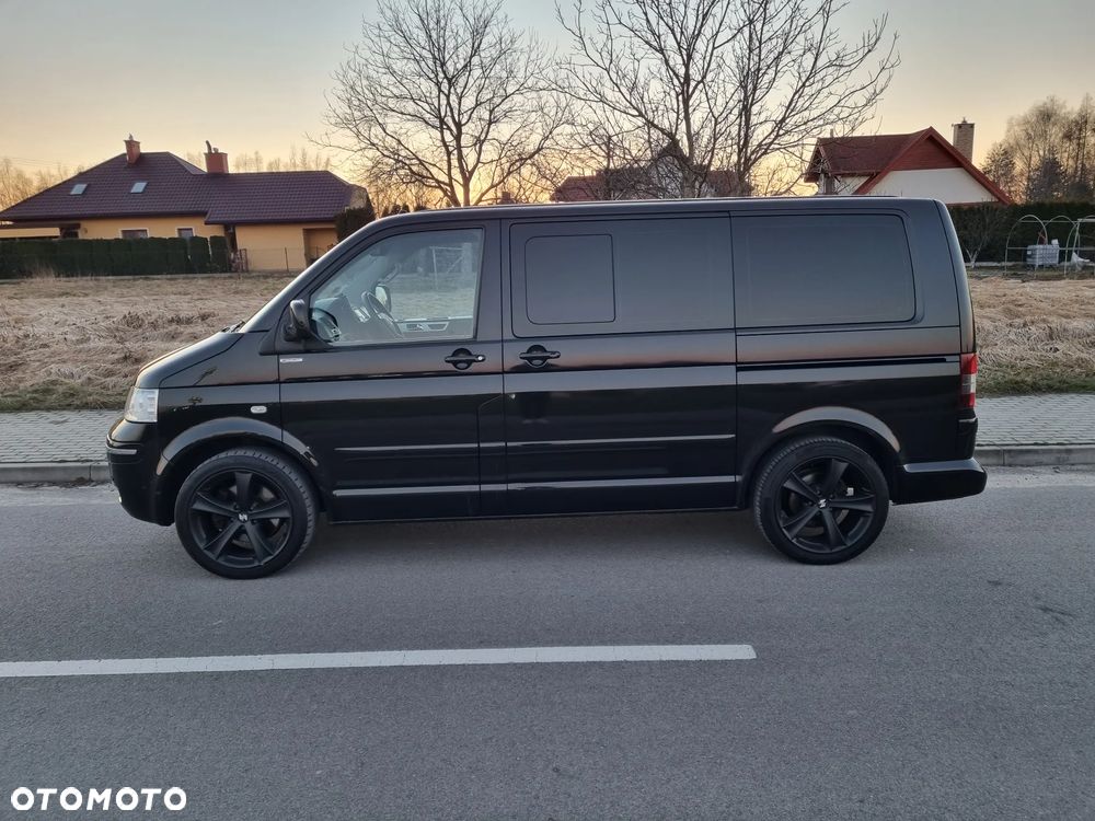 Volkswagen Multivan - 2