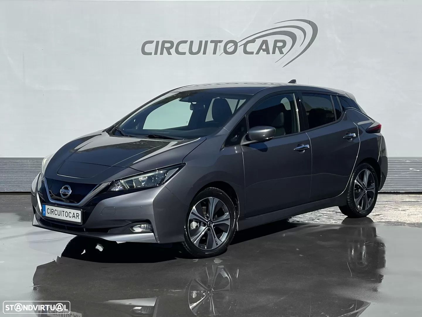 Nissan Leaf - 1