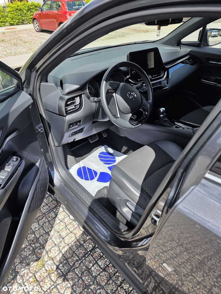 Toyota C-HR - 3