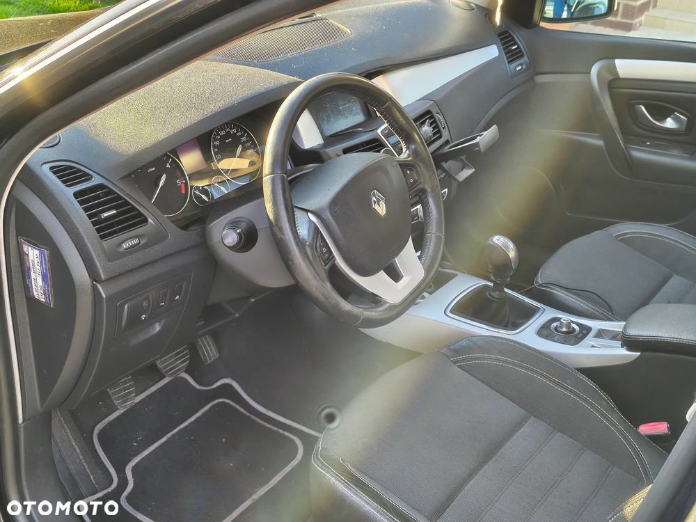 Renault Laguna dCi 150 FAP GT - 5