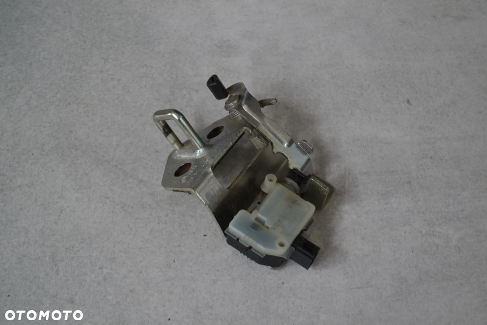 SKODA OCTAVIA II KOMBI RYGIEL ZAMKA KLAPY BAGAŻNIKA 1Z9827511C - 2