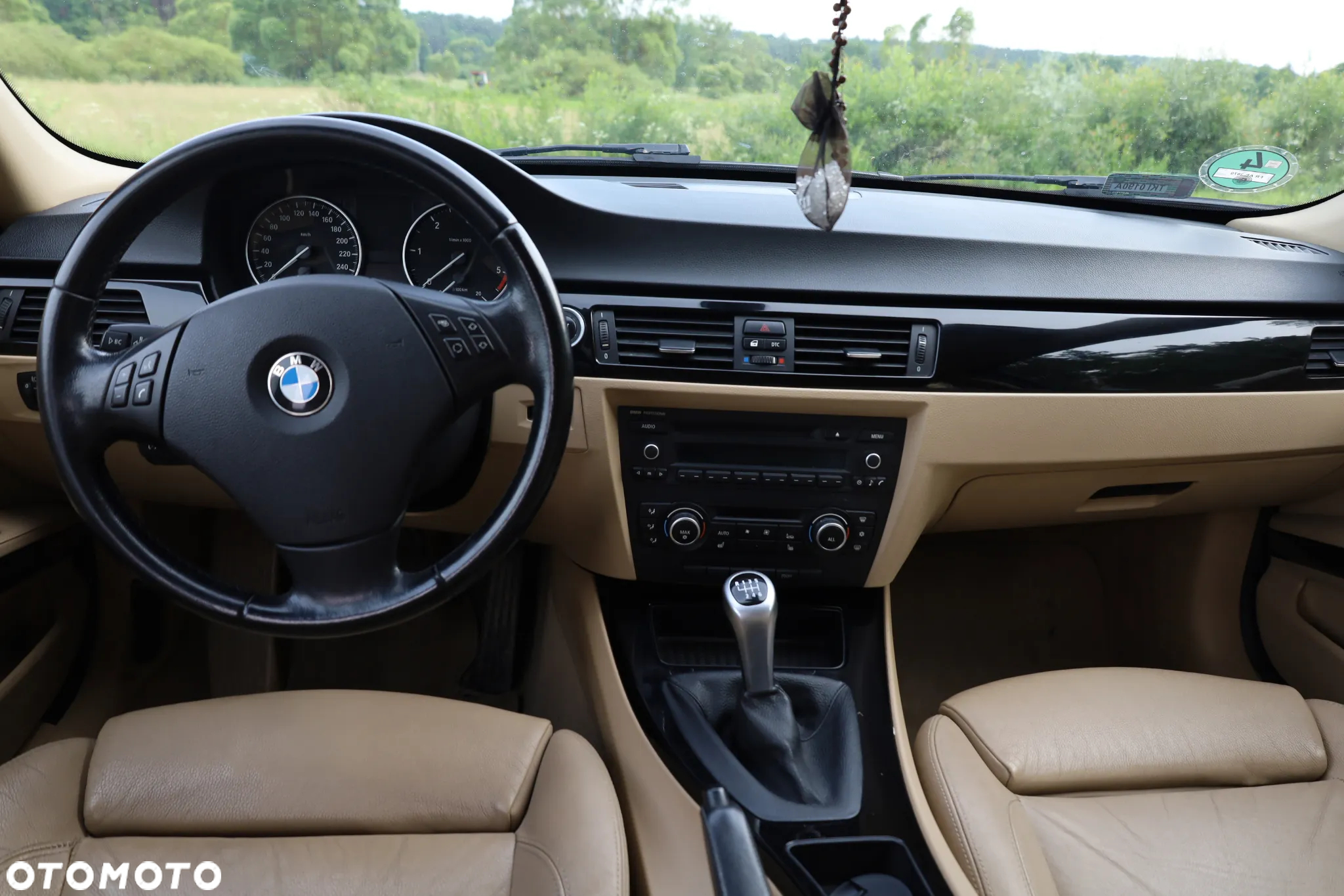 BMW Seria 3 318d - 20
