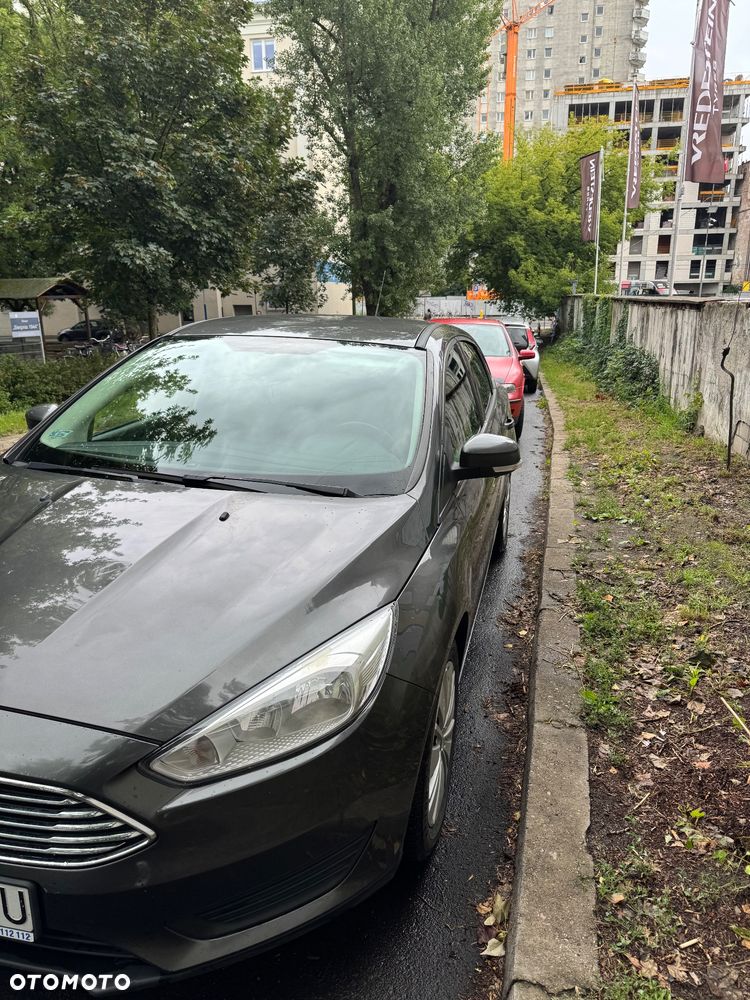 Ford Focus 1.6 Titanium - 4