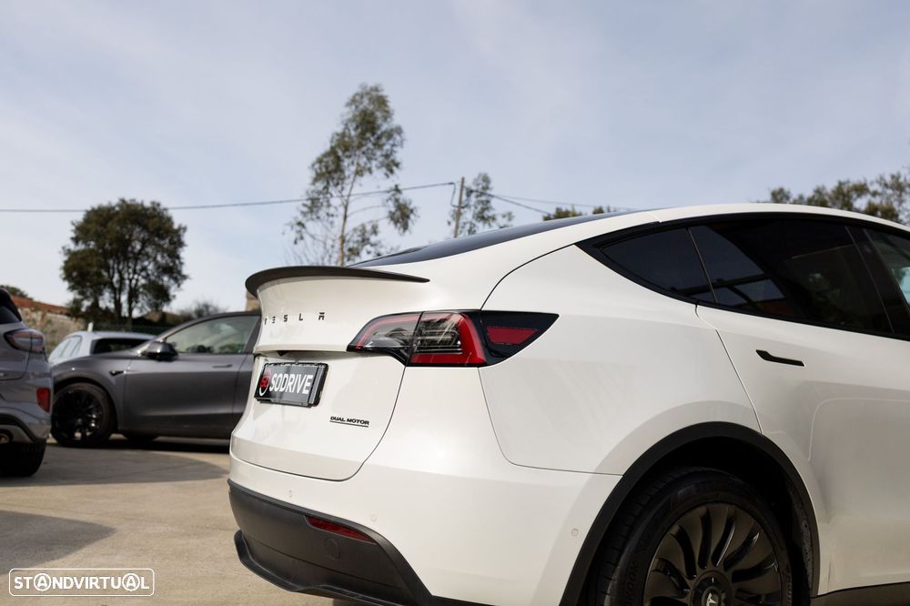 Tesla Model Y Long Range Tração Integral - 25