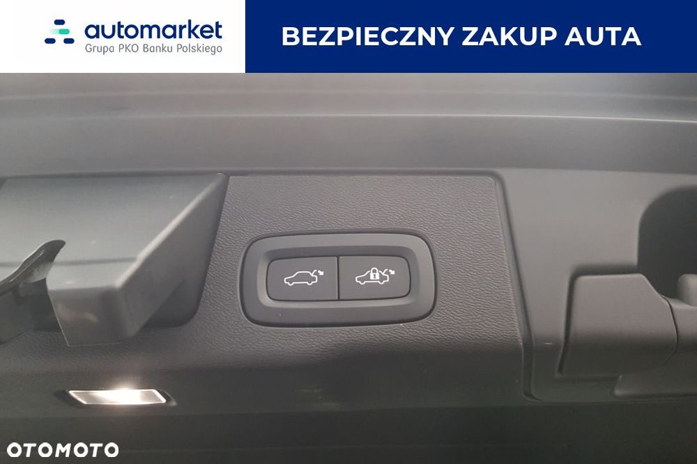 Volvo XC 60 B4 D AWD Momentum Pro - 13