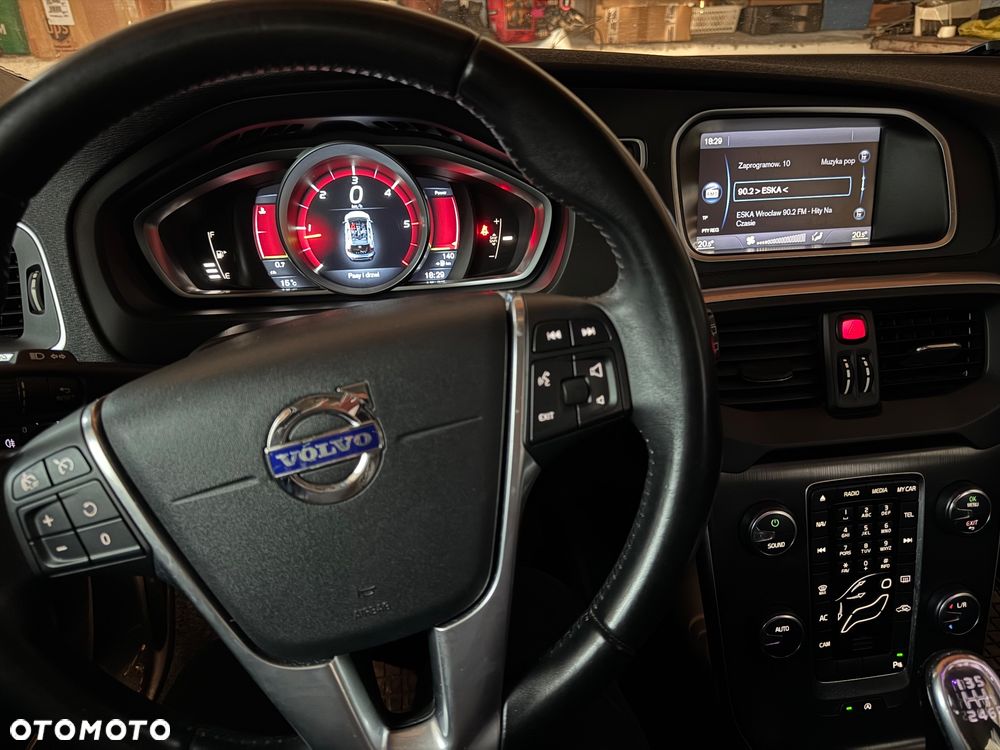 Volvo V40 D3 Base - 12