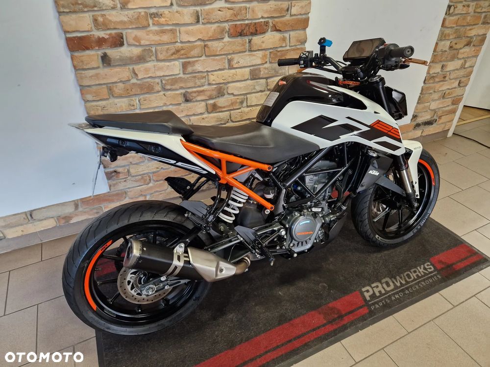 KTM Duke 125 - 30