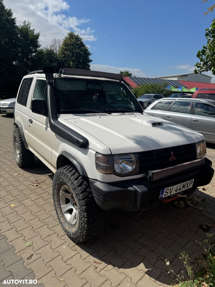 Mitsubishi Pajero Metal Top 2.5 TD GL - 1