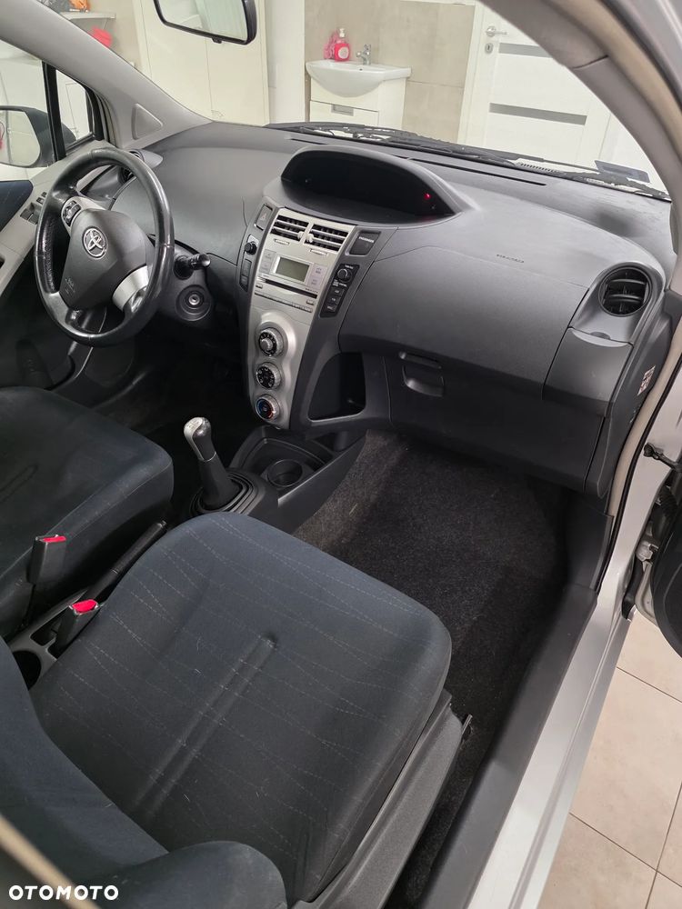 Toyota Yaris - 29