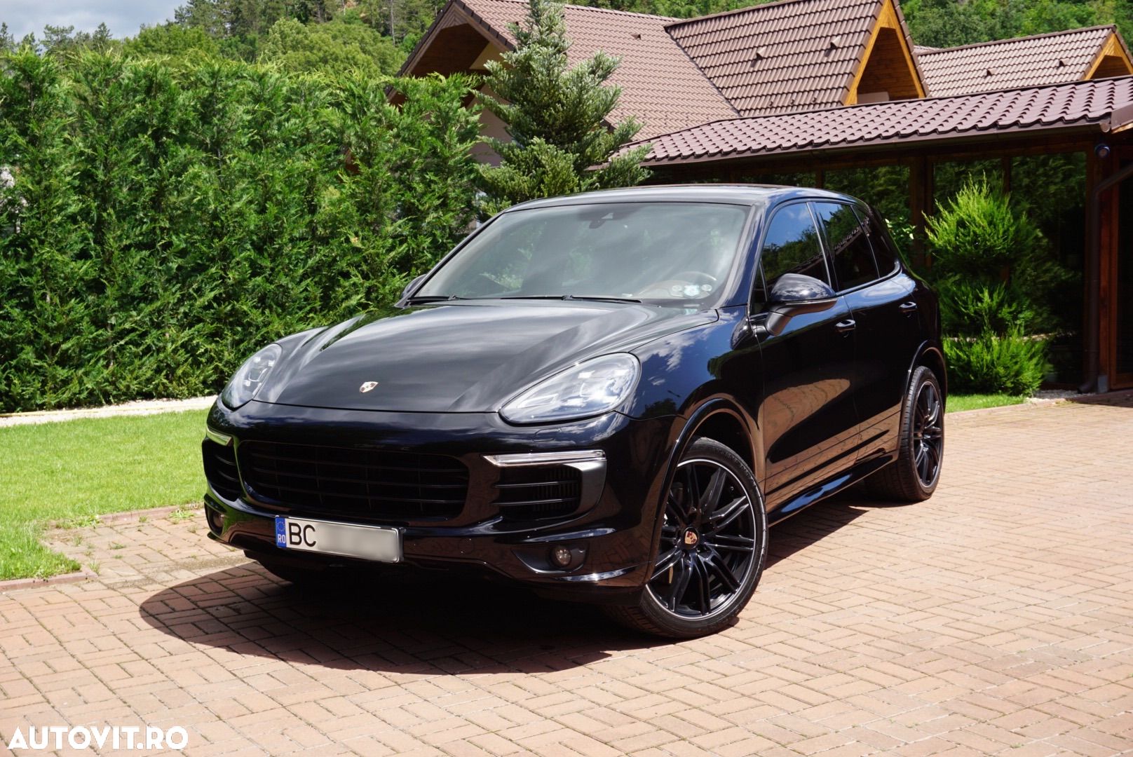 Porsche Cayenne 3.0 L - 1
