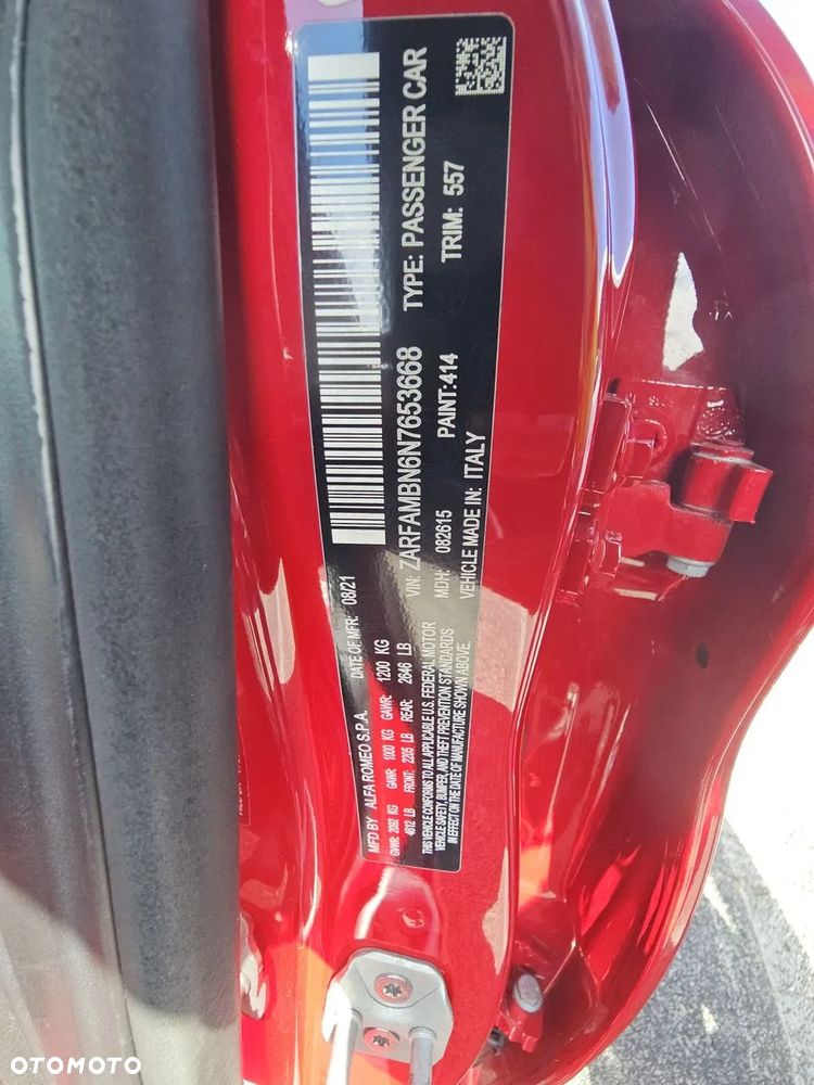 Alfa Romeo Giulia 2.0 Turbo 16V AT8 Veloce Ti - 17