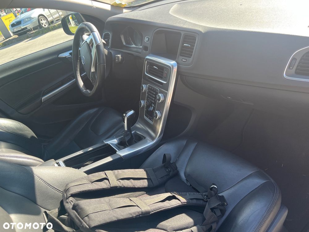 Volvo V60 D2 Drive-E Summum - 14