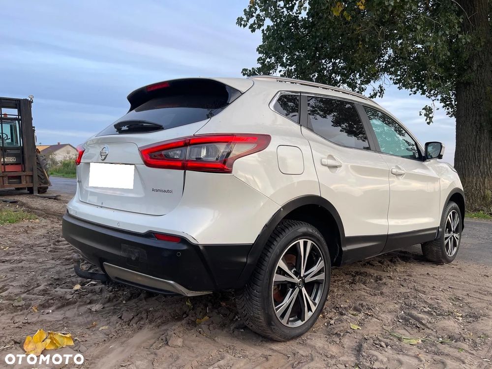 Nissan Qashqai - 1