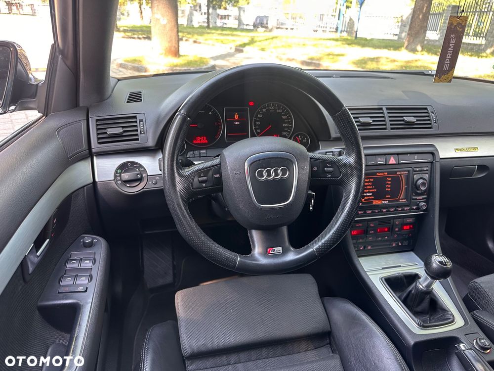 Audi A4 Avant - 19