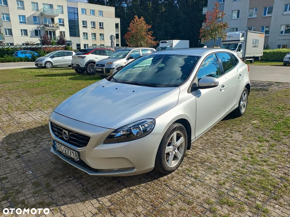 Volvo V40