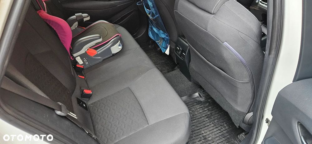 Toyota Corolla 1.8 Hybrid Comfort - 25