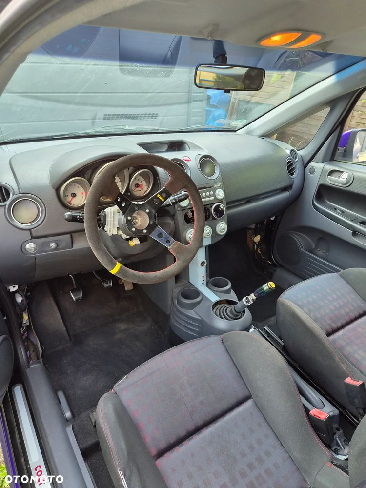Mitsubishi Colt - 7