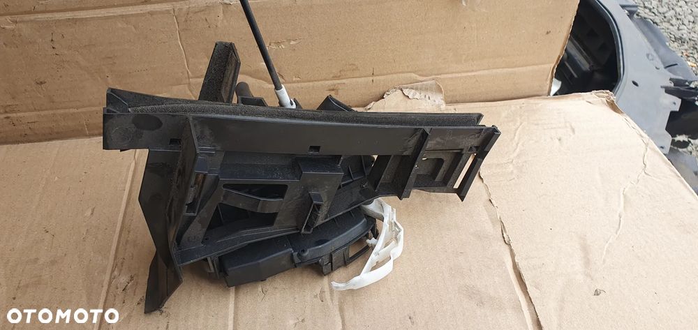 Zamek drzwi prawy tył tylny Ford Focus MK3 BM5A-A26412-BF - 5