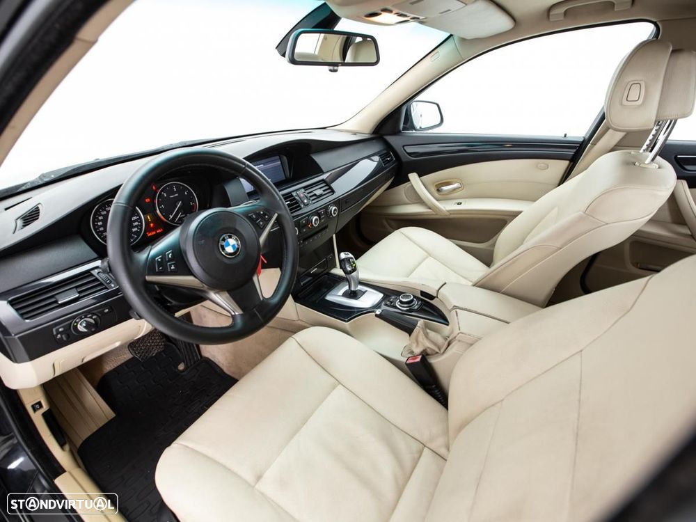 BMW 520 - 7