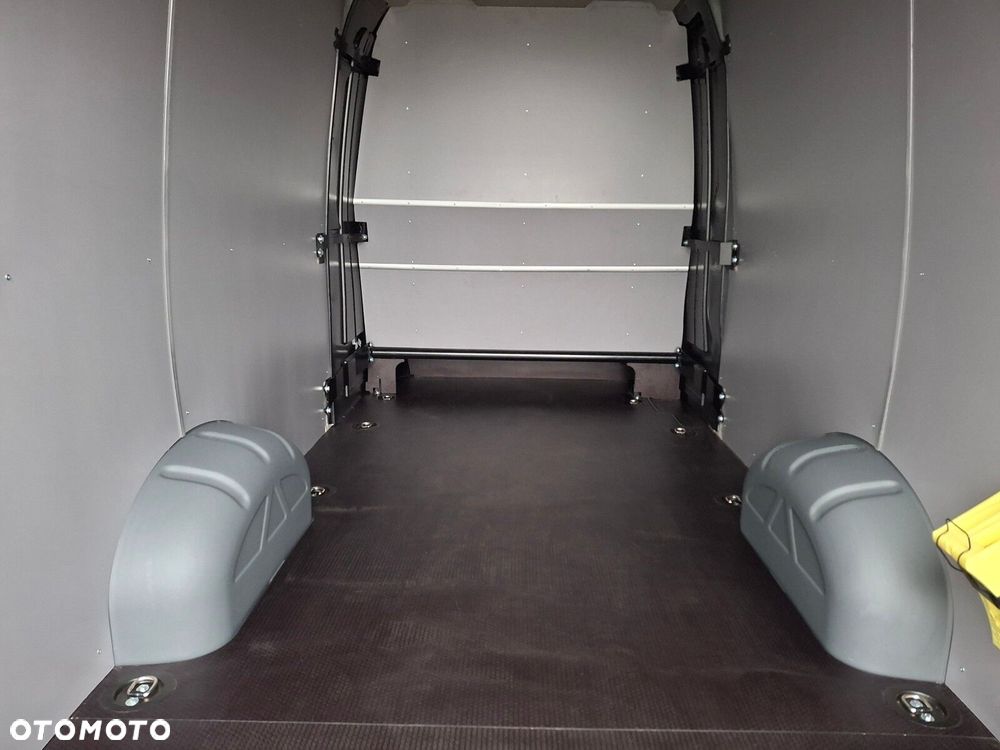 Volkswagen Crafter Brygadowy - 22