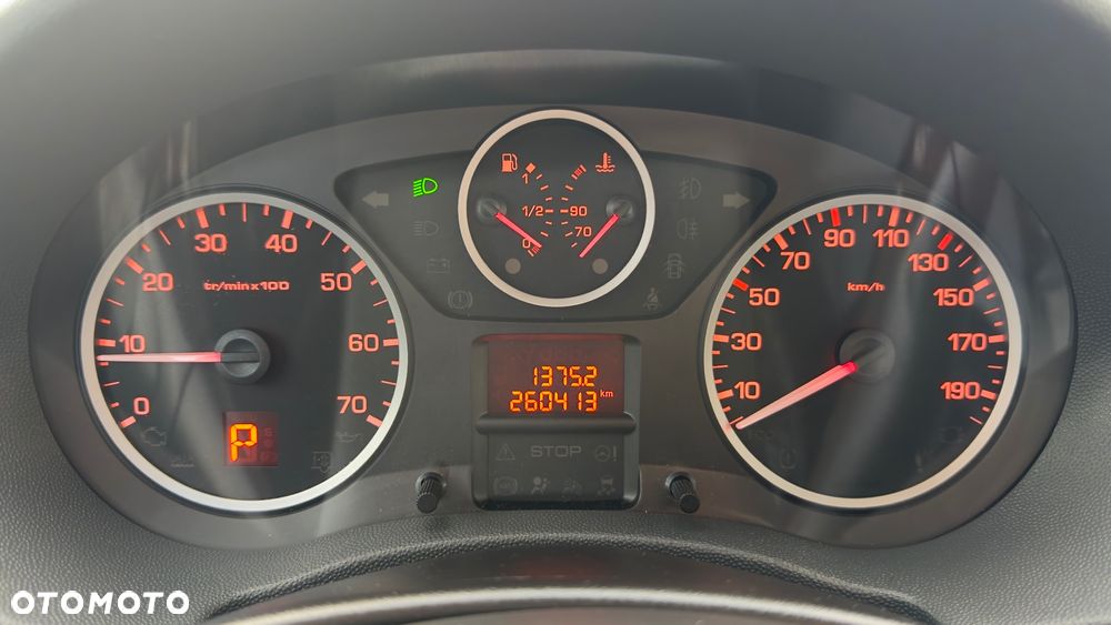 Peugeot Expert Kombi Long 2,8t EAT8 - 13