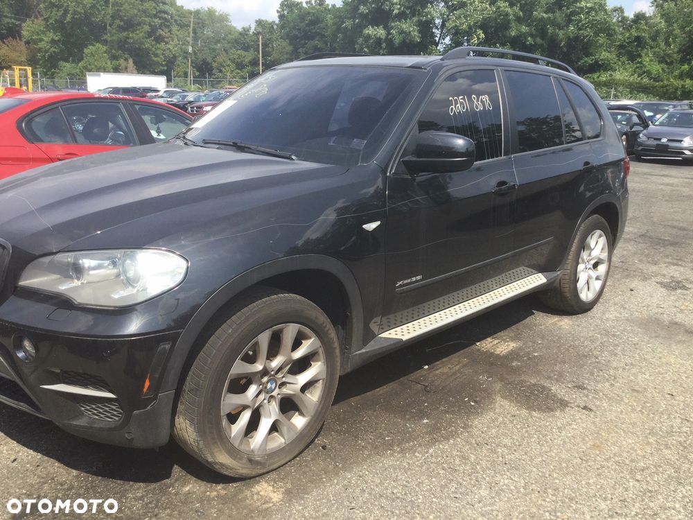 BMW X5 xDrive35i - 32