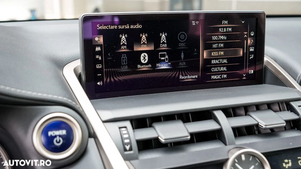 Lexus Seria NX 300h AWD F Sport - 15