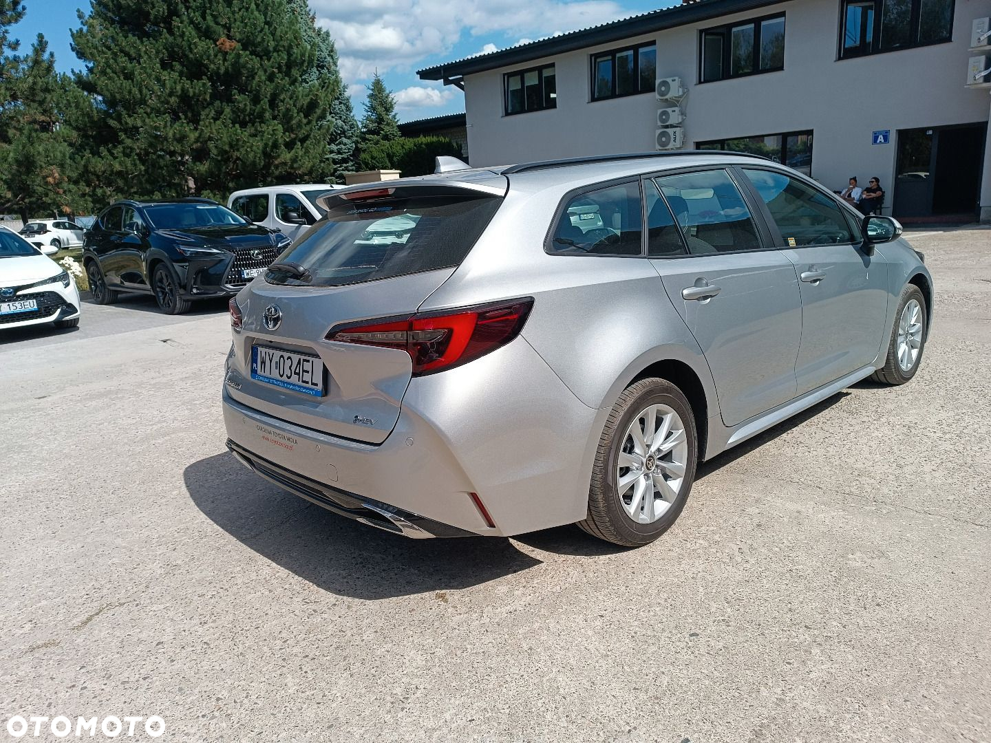 Toyota Corolla - 4