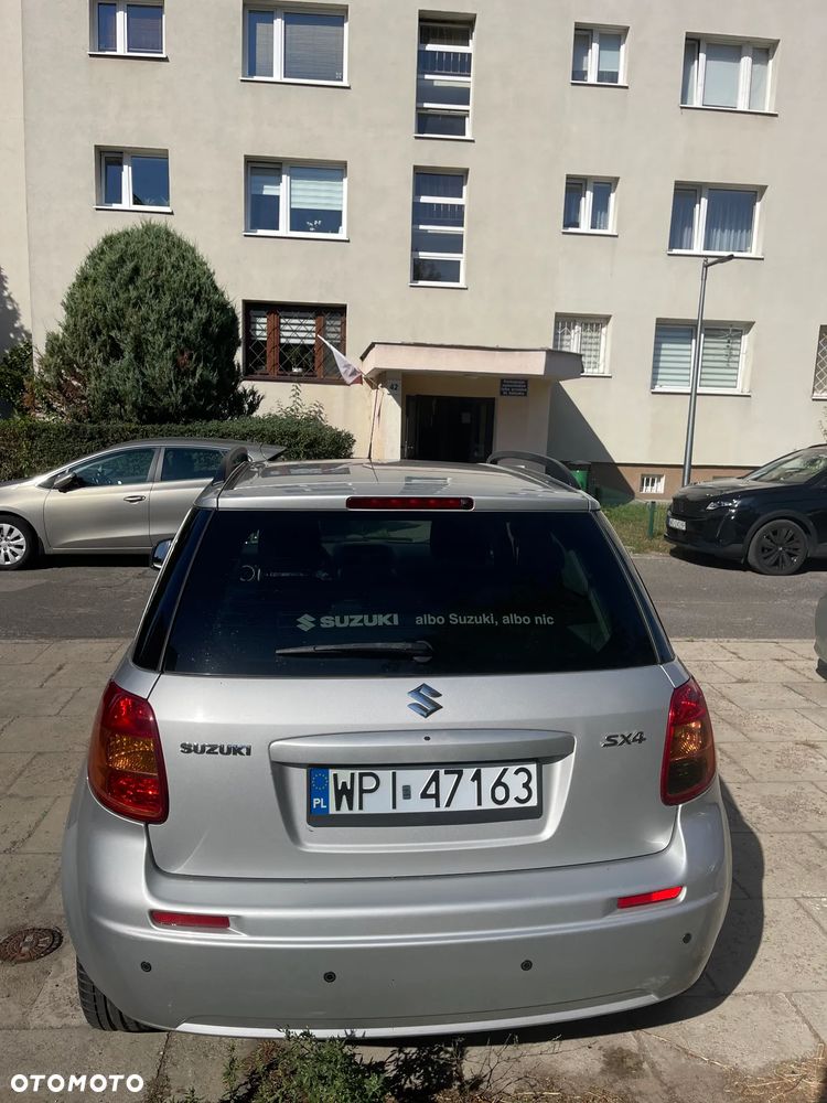 Suzuki SX4 - 5