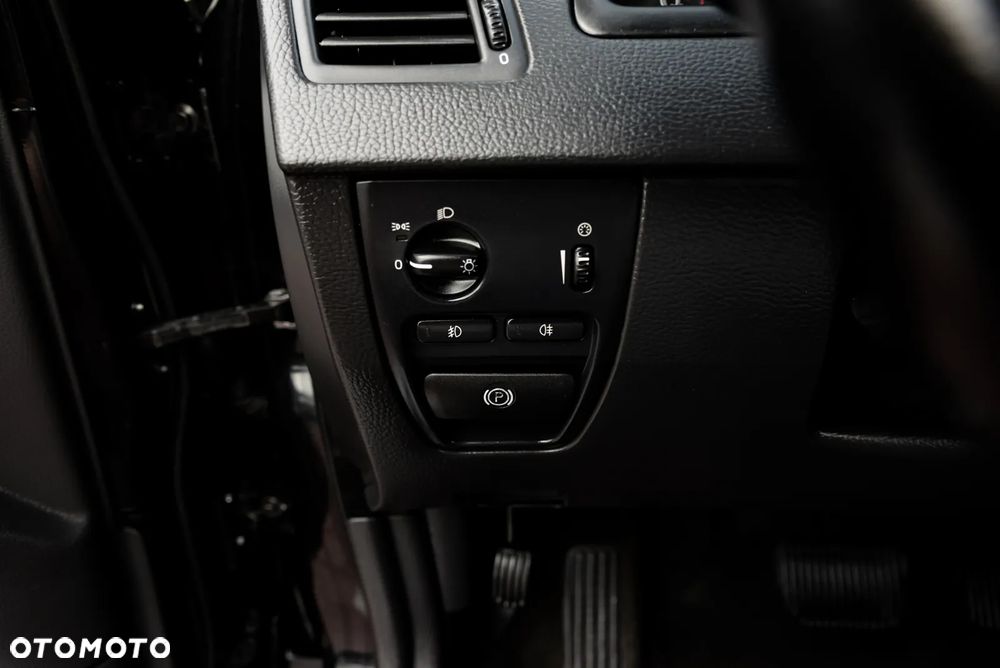 Volvo XC 90 D5 AWD Geartonic Executive - 33