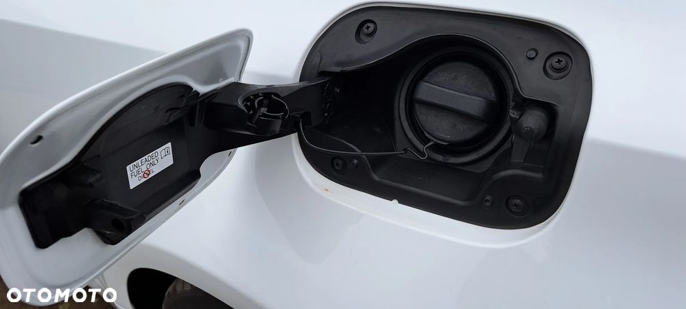 Lexus RC 200t / 300 F Sport - 20