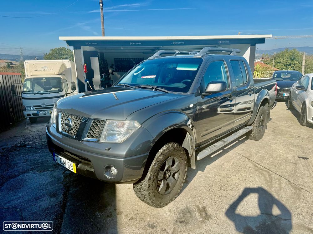 Nissan Navara 2.5 dCi CD LE Prem.+BDT AT - 2